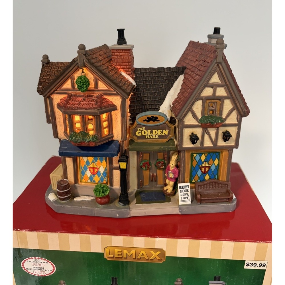 Lemax 2017 The Golden Hare Tavern 55019 Lighted Flaw with Original Box
